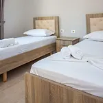 Ponari S 호텔 Kryemëdhej