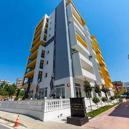 Hotel Ponari S Kryemedhej