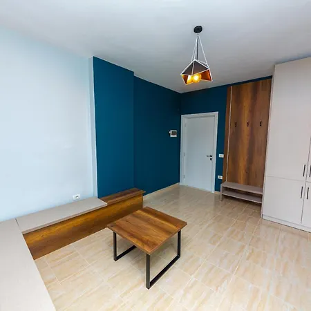 Hotell Ponari S Kryemëdhej