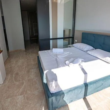 Hotell Ponari S Kryemëdhej