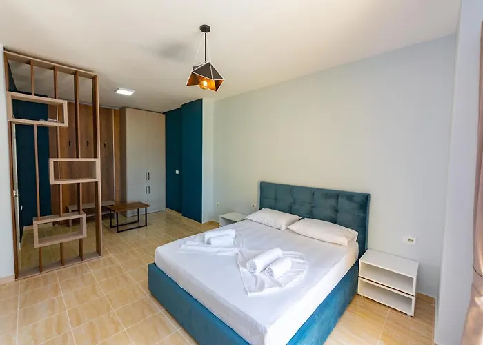 Ponari S 4* Kryemedhej