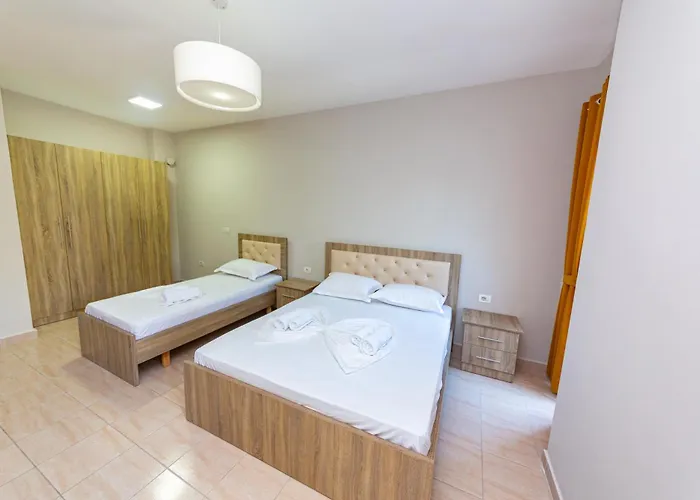 Ponari S 4* Kryemedhej