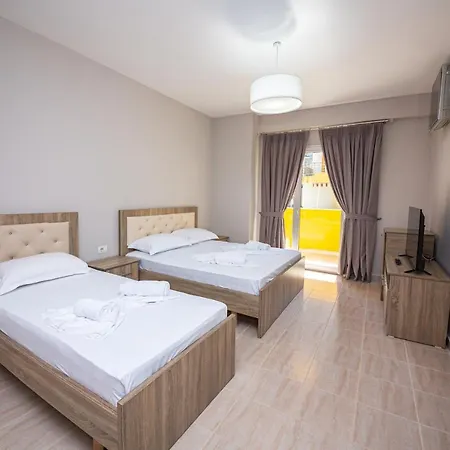 Ponari S Szálloda 4*