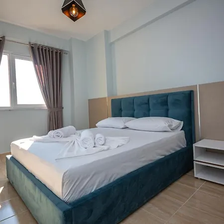 Ponari S Hotel 4*