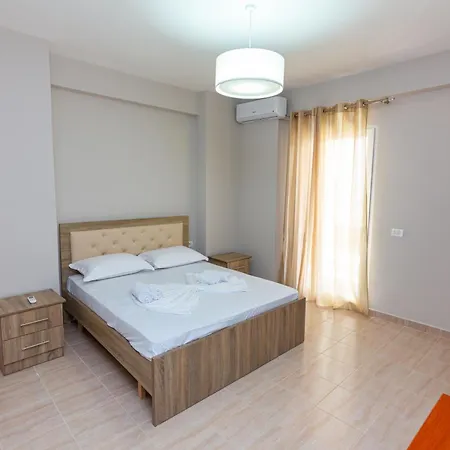 Ponari S Hotel Kryemedhej