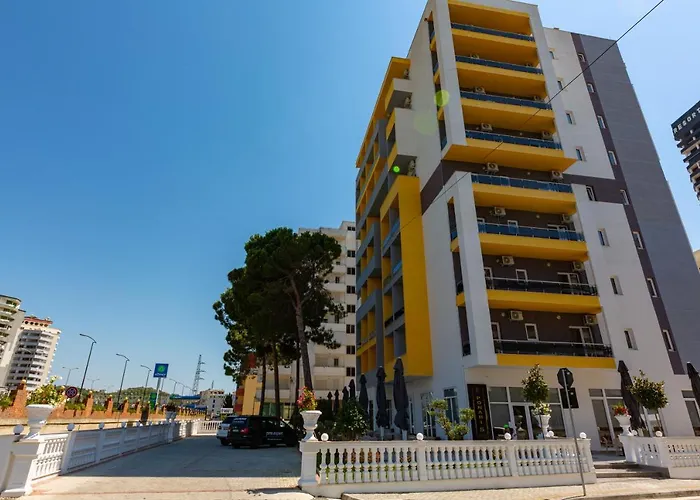 Ponari S Hotel Kryemëdhej